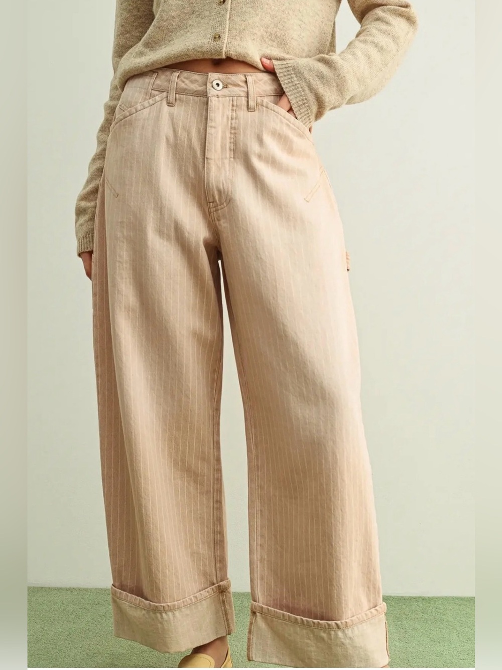 Miou Muse The Striped Pattern Cuffed Hem Pants in Mauve